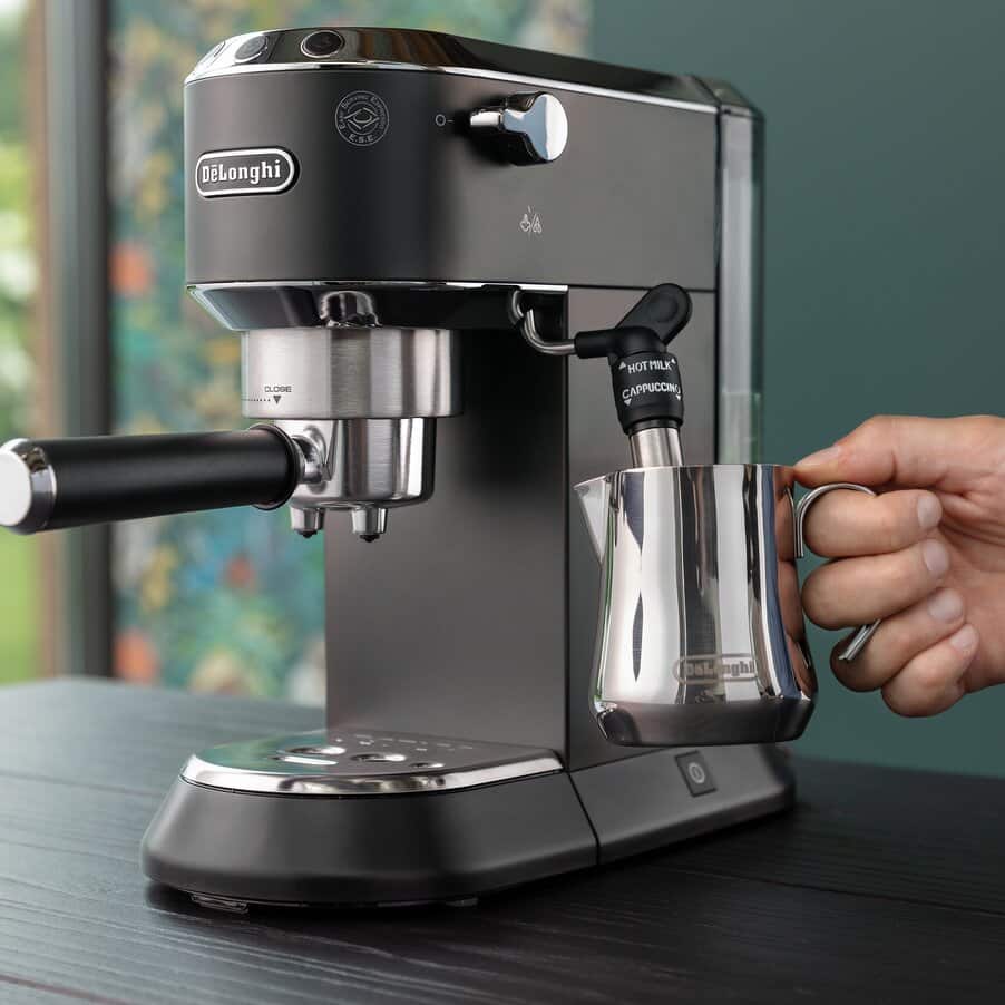 https://dam.delonghigroup.com/902x902/assets/267768